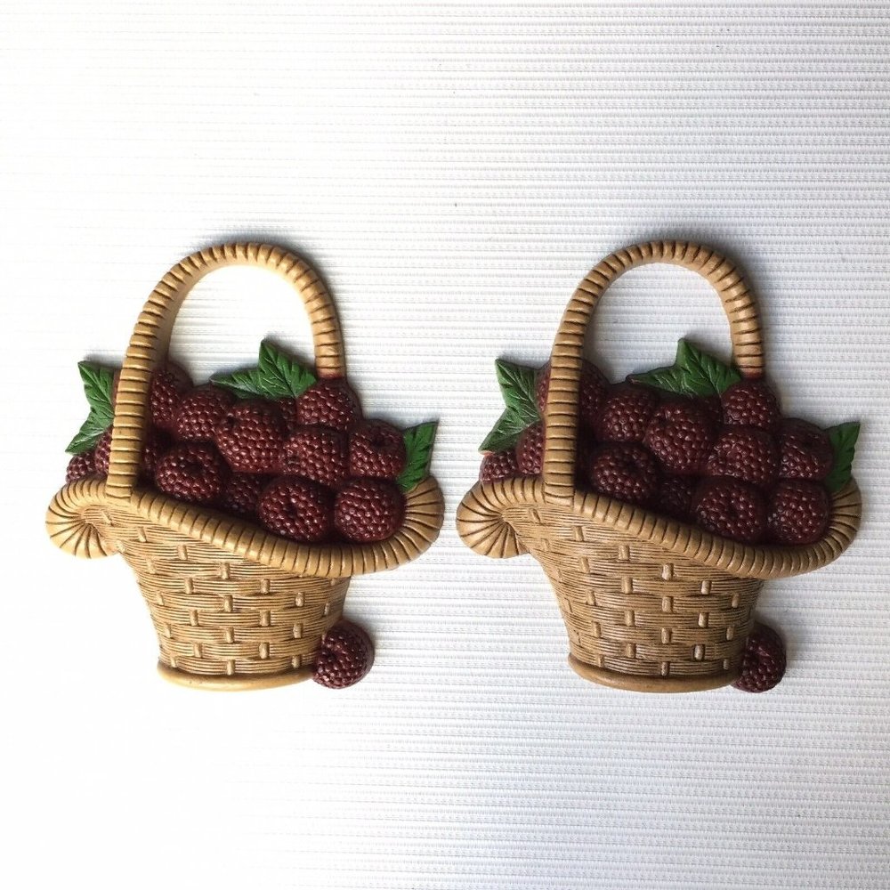 Homco Burwood Raspberries Basket Pair Wall Hanging Art Farmhouse Vintage USA Set